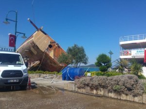 Ayvalık’ta denizden enkaz çıkarma çalışmalarında son etap