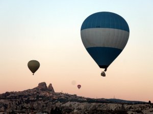 Kapadokya’da balon turları iptal edildi