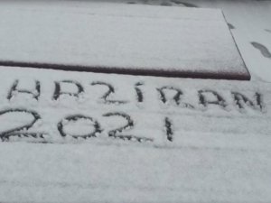 Uludağ’da haziran ayında kar sürprizi