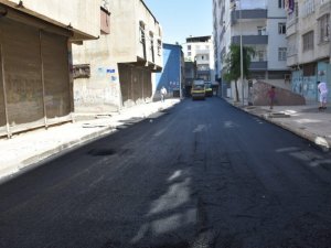 Bağlar Belediyesi, şehir merkezinde köstebek yuvasına dönen yolu modernize etti