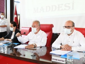 Başkan Şahin:"  Diğer ilçelerden getirilen sokak hayvanları Aksu’ya bırakılıyor"