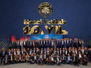 Büro Memur-Sen, Bankacılık ve Sigortacılık Hizmet Kolu’nda 10. yılını kutluyor