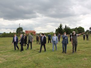 Özel öğrencilerin yetiştirdiği 100 bıldırcın doğaya salındı