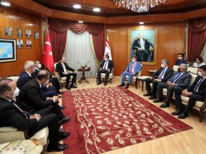 Bakan Muş, KKTC Başbakanı Saner tarafından kabul edildi