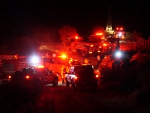 İzmir’de makilik alanda çıkan yangın söndürüldü