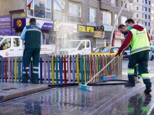 Keçiören’de rengarenk kuş besleme noktası