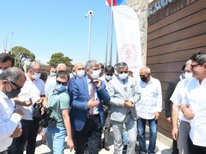 Mavi bayraklı bin 500 şezlong kapasiteli Çamyuva Halk Plajı açıldı