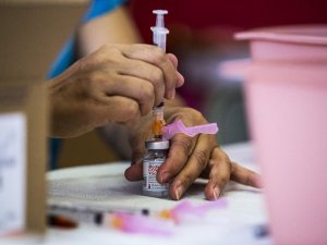 CDC: “ABD’de 12-17 yaş arası gençlerde Covid-19 kaynaklı hastaneye yatışlarda artış var”