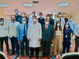 Tıp Fakültesinin ilk doktorları göreve başladı