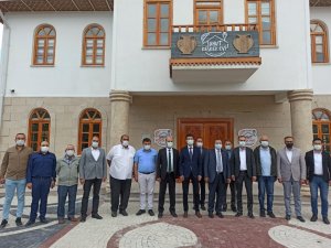 Eski Bakan Eroğlu baba ocağı Şuhut’ta