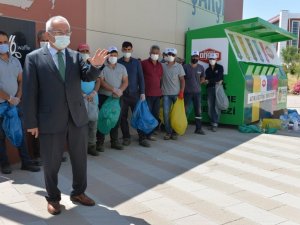 Rektör Namık Ak, sıfır atığın önemine dikkat çekti