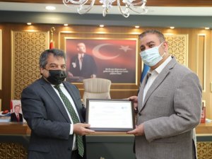 Çevre gününde Palandöken Belediyesi’ne ’Sıfır Atık’ belgesi