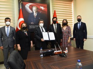 Hayırsever Özcan’dan Milas’a eğitim desteği