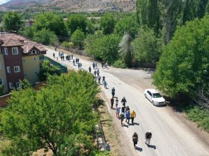 Yeşilyurt’ta doğa yürüyüşü yapıldı