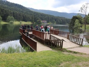 Gölcük Tabiat Parkı aylar sonra haftasonu tatilci ağırladı