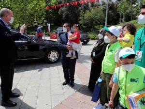 Çevre ve Şehircilik Bakanı Kurum: "Marmara Denizini müsilaja terk etmeyeceğiz"