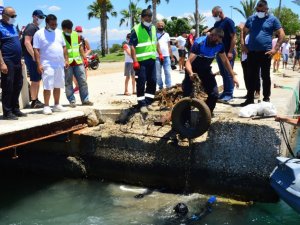 Side Limanı’nda yapılan sualtı temizliğinde denizden çıkmayan kalmadı