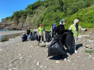 AK Partili gençlerden örnek davranış