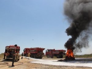 Adana’da yangın tatbikatı gerçeğini aratmadı