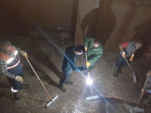 Hakkari’de su depoları temizlendi