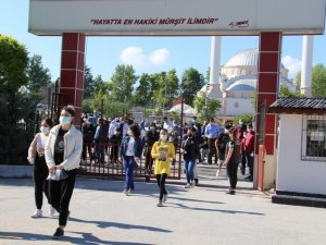 LGS, sorunsuz bir şekilde tamamlandı