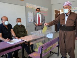 Yüksekova’da muhtarlık seçimi heyecanı