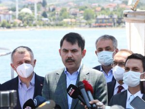 Çevre ve Şehircilik Bakanı Kurum: “Marmara’mızın kirlilikle yaşamasına müsaade etmeyeceğiz”