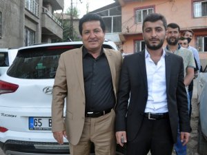 Yüksekova’da 2 mahalle ile bir köy yeni muhtarlarını seçti