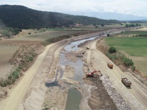 Çine Çayı’nda ıslah çalışmaları devam ediyor
