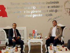 Başkan Eken ve Milletvekili Özyürek’ten birlik ve beraberlik mesajı