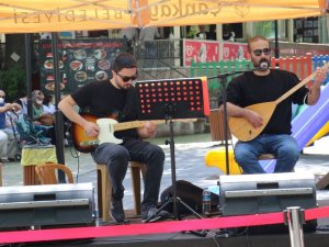 Başkentte pandemide sahne alamayan sanatçılara konser desteği