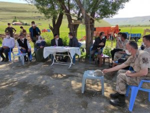 Kaymakam Demirer köy ziyaretlerine devam ediyor