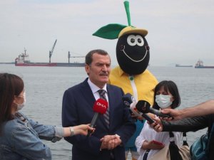 Zeytinburnu’nda deniz kirliliğine dikkat çekildi