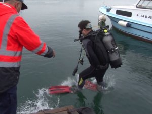 Pendik’te balık adamlardan müsilaj temizliği