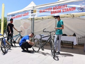 Konya’da bisiklet tamir ve bakım istasyonları ilgi görüyor
