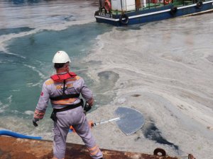 Yalova’da müsilaj temizliği başladı