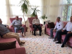 Başkan Dağtekin, kanaat önderi Sönmez’i ziyaret etti