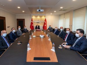 Van heyetinden Bakan Bilgin’e ziyaret