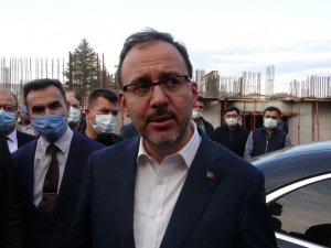 Bakan Kasapoğlu Çankırı’da yapımı süren havuz inşaatını inceledi