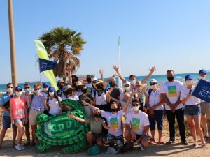 Akkuyu NGS çalışanları sahil temizliği etkinliğine katıldı