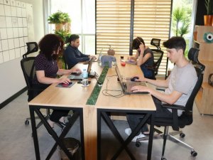 Türkiye’de izlenme rekorları kıran ’Çukur’ dizisine mobil oyun geliştirildi