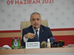 Bakan Yardımcısı Tunç, tarım sektörü ile buluştu