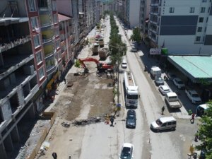 Tatvan Belediyesinden cadde yenileme çalışması