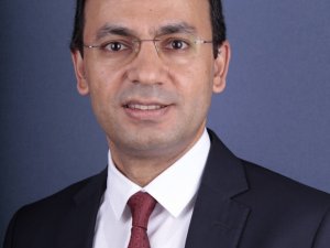 Doç. Dr. Yavuz Selim Yıldırım, "Pandemide maskeye rağmen burun estetiği arttı"