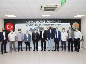 Başkan Böcek OSB Başkanı Ali Bahar’la bir araya geldi