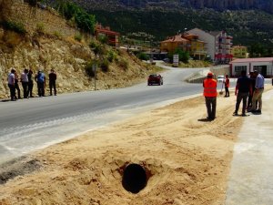 Ermenek’te sanayi yoluna yeni kavşak çalışması