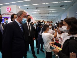 Bakan Akar’dan "Verimlilik ve Teknoloji Fuarı"nda yerli savunma sanayi vurgusu