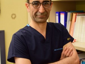 Islak mayo ile oturmak hemoroidi tetikliyor