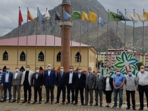 Karataş ve Öz Uzundere’de