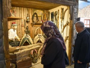 BELMEK kursları yeniden açılıyor, kent gezileri başlıyor